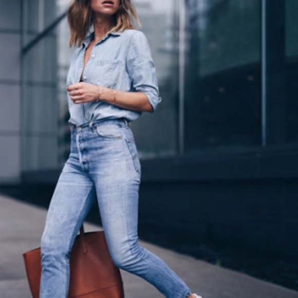 Madewell Tops - Madewell Chambray Button Up Shirt Small